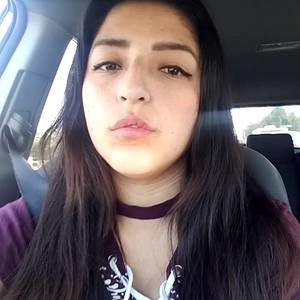 Meet your Posher, Karina